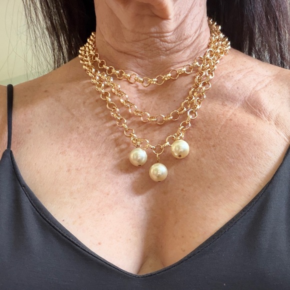 Long Elegant Adjustable Multi-Style Gold Necklace with Pearl Accents - Picture 5 of 13